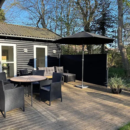 Vakantiehuis Bright In Surroundings
